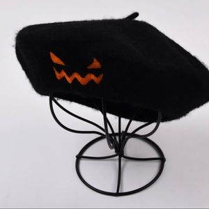 Jack-O-Lantern Beret